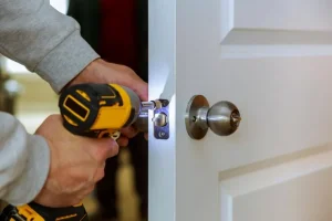 Emergency Locksmith in Bayview Village Emergency Locksmith in Midtown Toronto Locksmith in Little Italy When Your Front Door Doesn’t Close Properly, Your Lock Won’t Save You front door repair